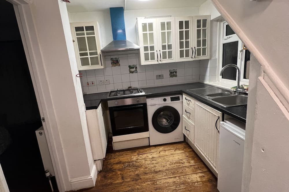 Wealdstone Apartment | 1 bedroom harrow view