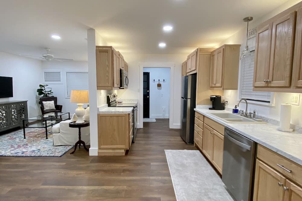 Brewton House | The Reunion House Is a Great Retreat in The Heart of Brewton, Alabama!
