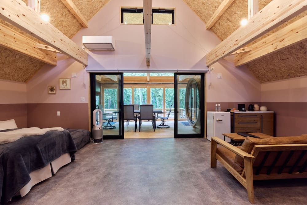Narusawa House | Deluxe Cottage Kunzite / Minamitsurugun Yamanashi