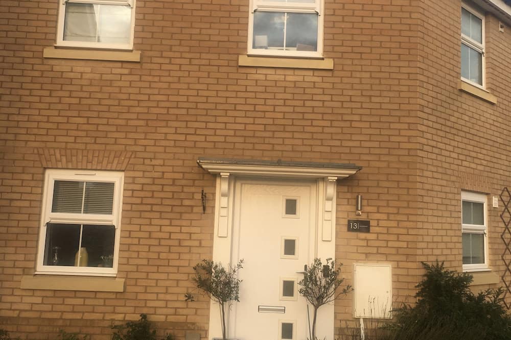 Attleborough House | Impeccable 2-Bed House in Attleborough
