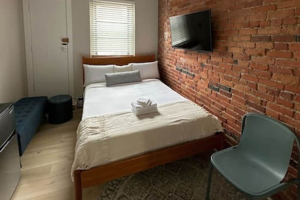 Prudential - St. Botolph Apartment | Stylish South End Studio
