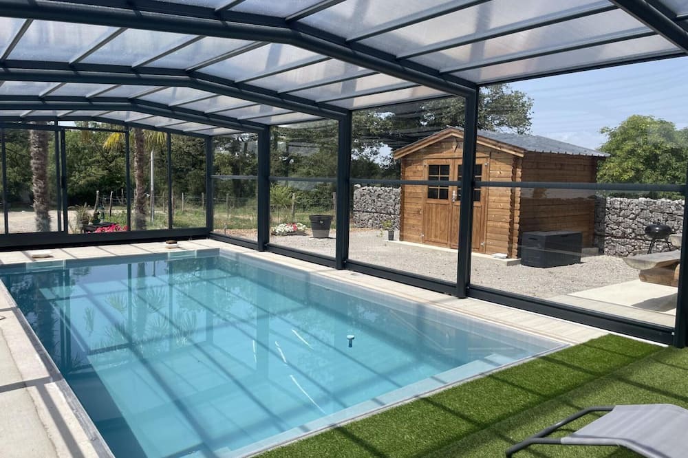 Couzon Cottage | Gite Couzon, 3 bedrooms, 6 persons