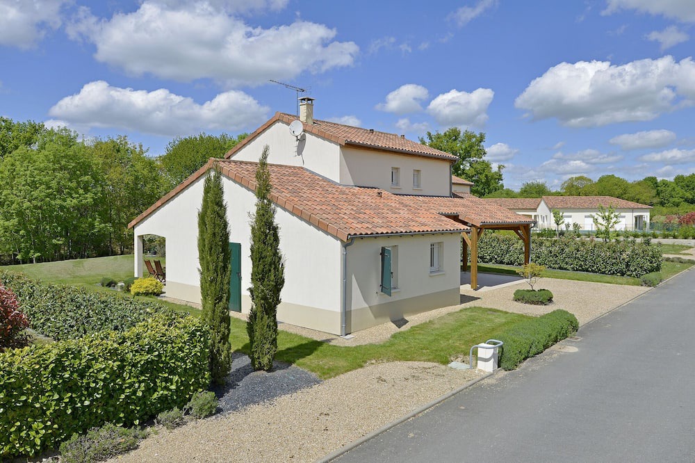 Vasles Villa | Villa with Wi-Fi, in natural surroundings