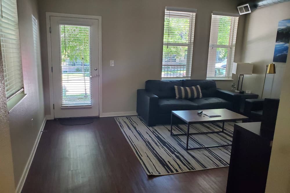 Rural North Boulder Apartment | Beautiful North Boulder one bedroom apartment
