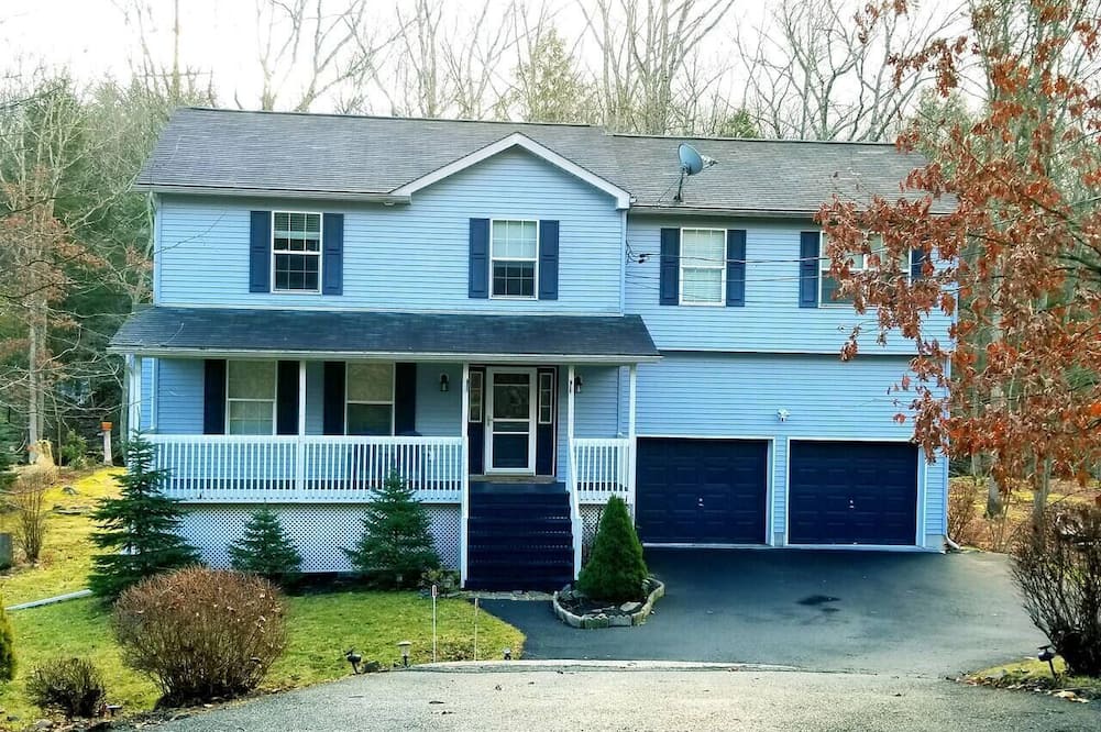Bushkill House | Tranquil Waterfront Oasis w/Swingset, Firepit & Wi-Fi, Near Trails & Waterfalls