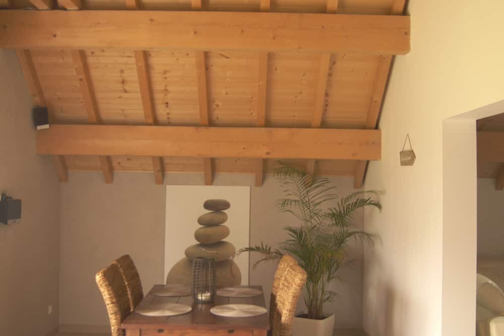 Saint-Laurent-en-Grandvaux House | Gîte Indépendant Dans Maison Propriétaires