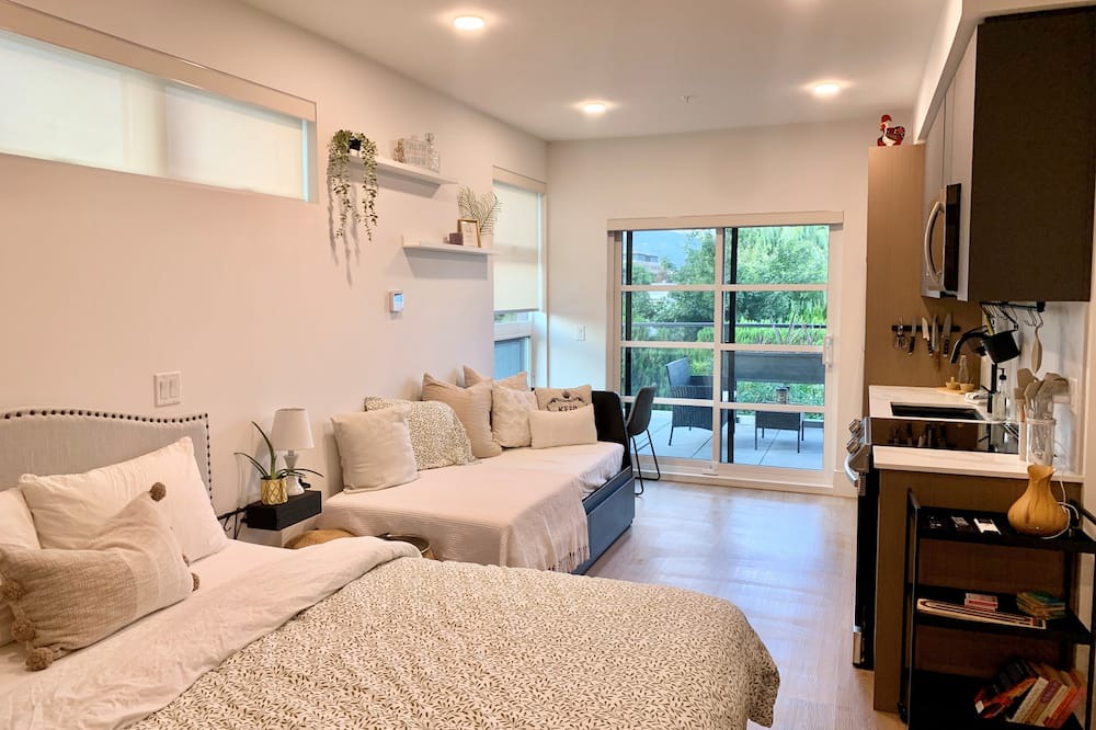 South Pandosy Condo | Mara at Pandosy Village