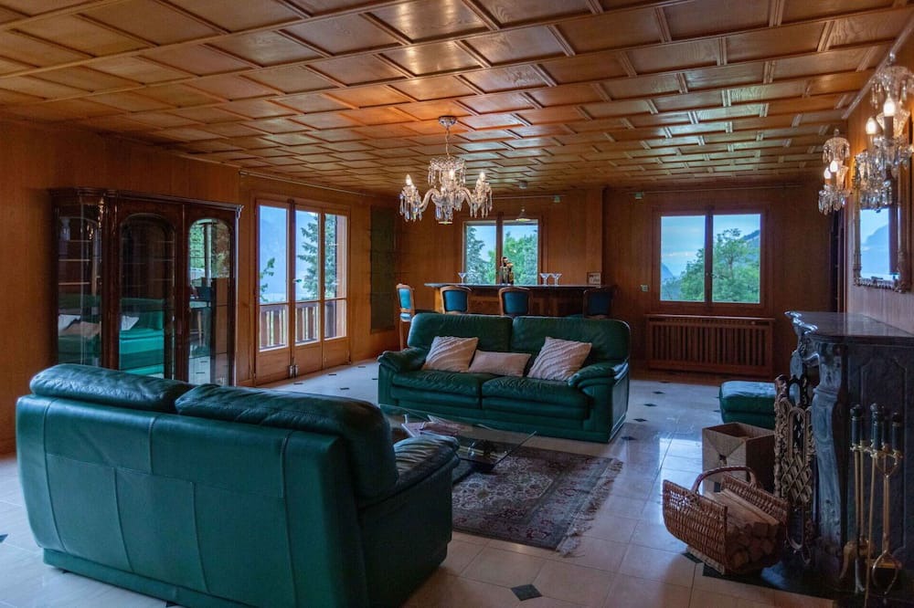 Ollon House | Beautiful private villa for 10 people with private pool, TV, terrace and panoramic view