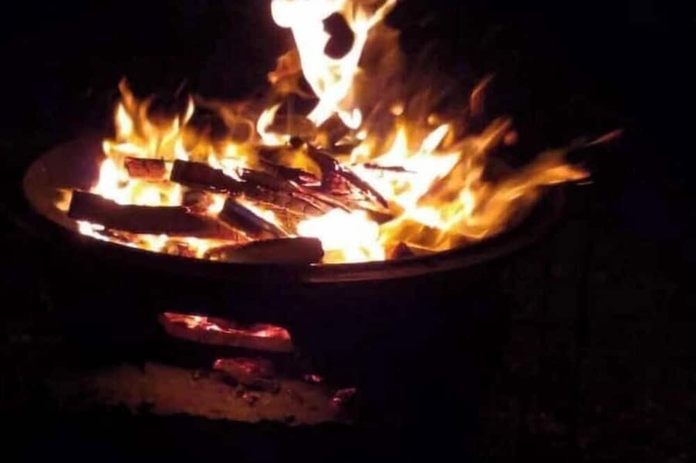 Newcastle RV Rental | Camping Barbados - Bell Tent (1)