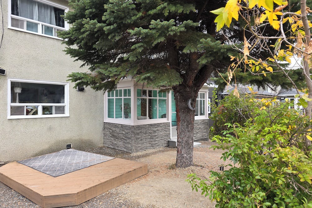 Campbellton Apartment | Cozy DowntownnCampbellton - Walk to Cafésn& Shops