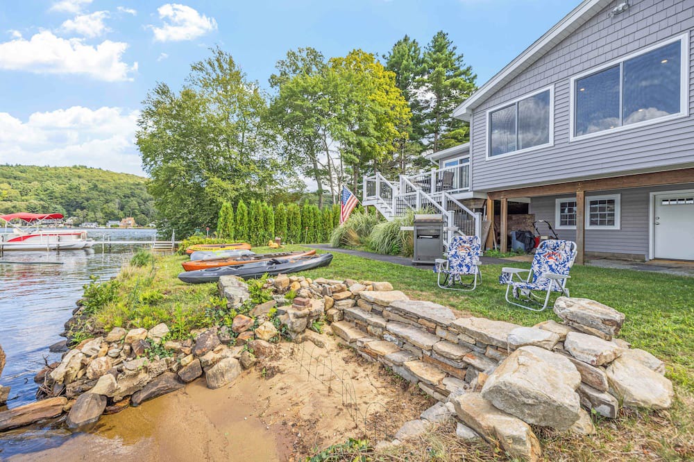 Holland House | Renovated Lakefront Retreat Near Sturbridge