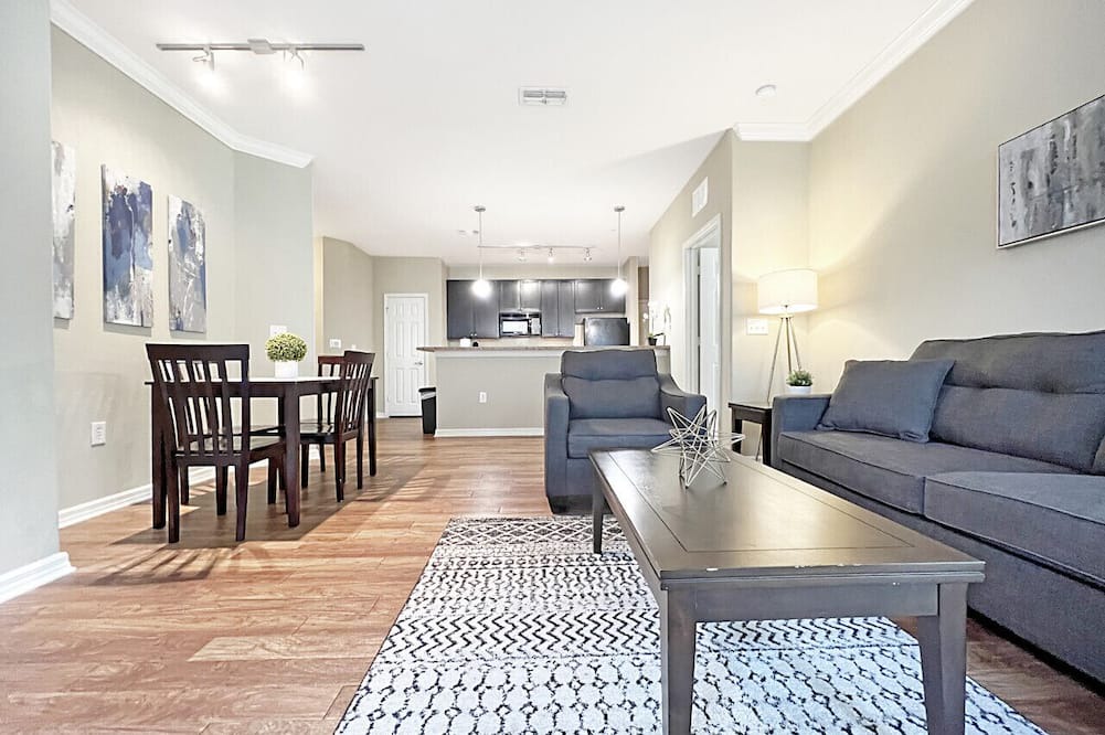 Lutz Apartment | Lantower Cypress Creek #8-105 [CORE]