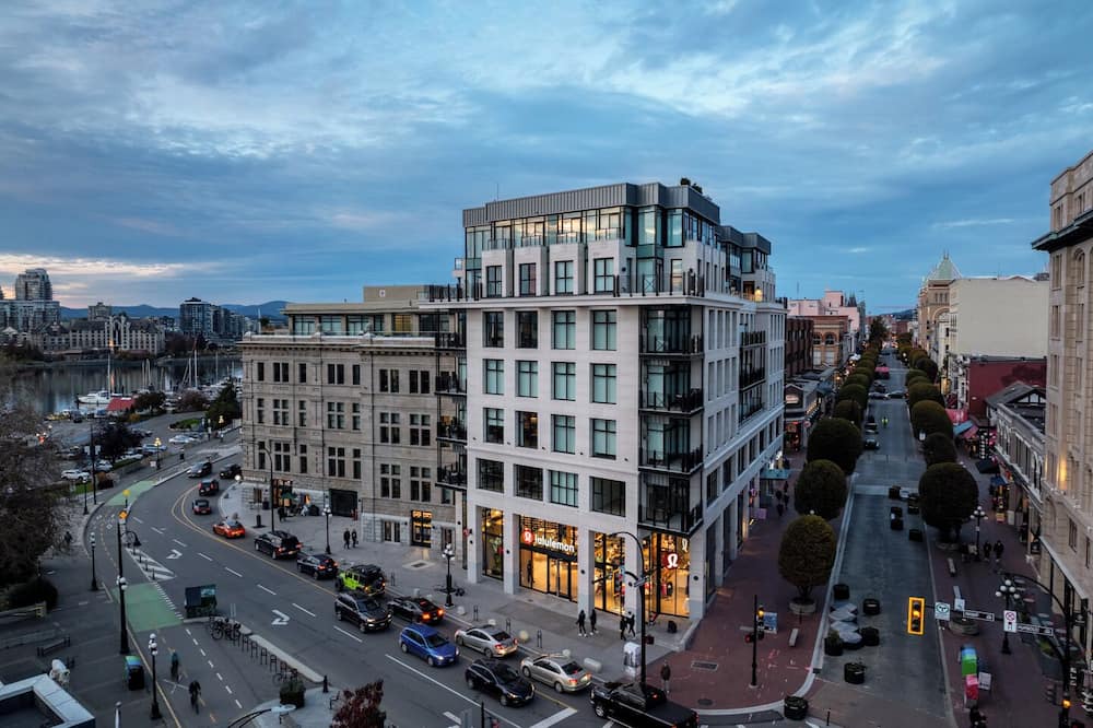 Inner Harbour Condo | Harbour Heaven