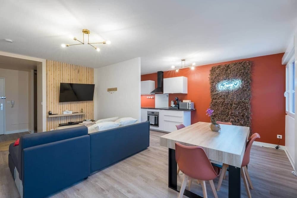 Patrotte Metz-Nord Apartment | Le Jenny - 2 beds - 4 pers' - Parking - Streaming
