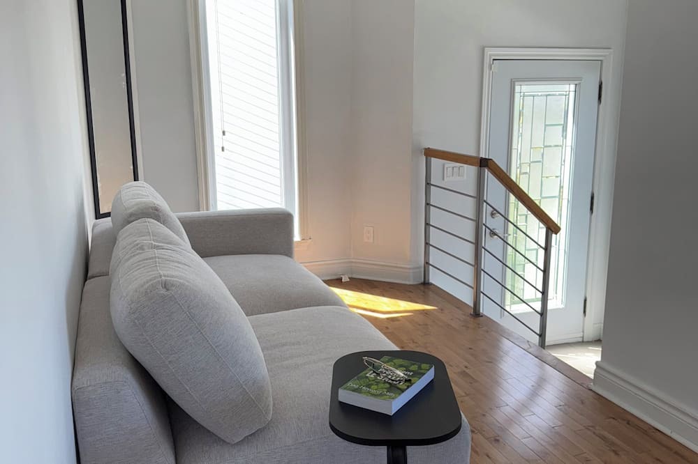 Sainte-Catherine Apartment | Bright, harmonious apartment, ideal for relaxation and conviviality