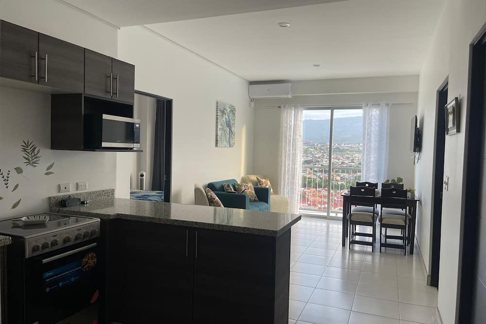 Heredia Apartment | GREAT apartment nexcellent location