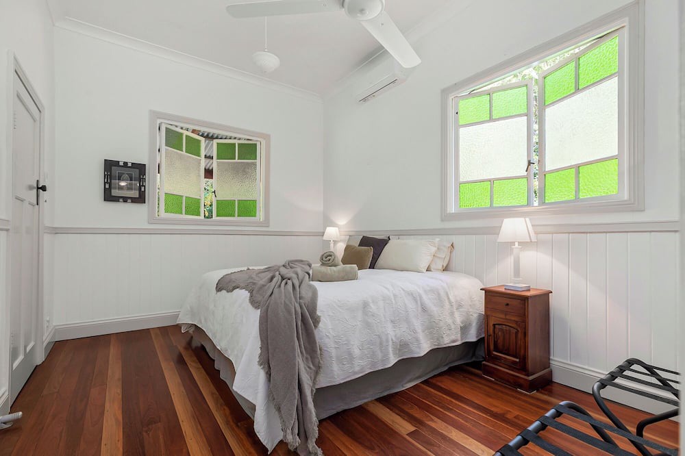 Pinbarren Cottage | Reconnect with the earth and each other in this private 1920’s haven.