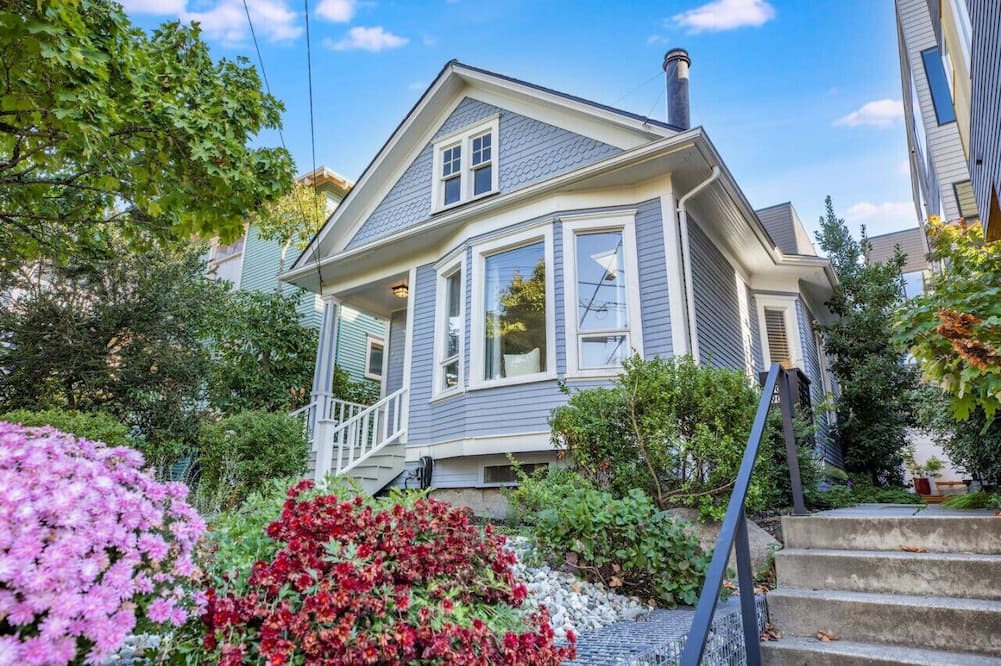 Minor House | Cozy Bungalow in Capitol Hill