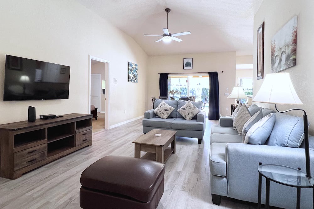 Silver Creek Villa | Lovely 3-Bedroom Pool Villa-1445SCD