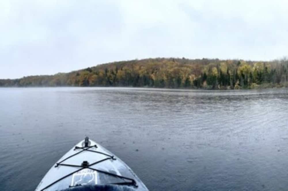 Armour Condo | Serene Four Season Getaway on Beautiful Jack Lake