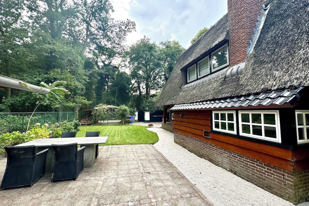 Naarden Cottage | 2BR Natuurhuis in het Gooi - Hansel and Gretel Cottage