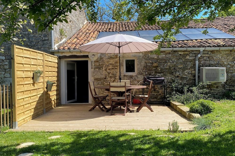 Varzay Bed & Breakfast | Le Domaine du Petit Bois, Gîte L'étable