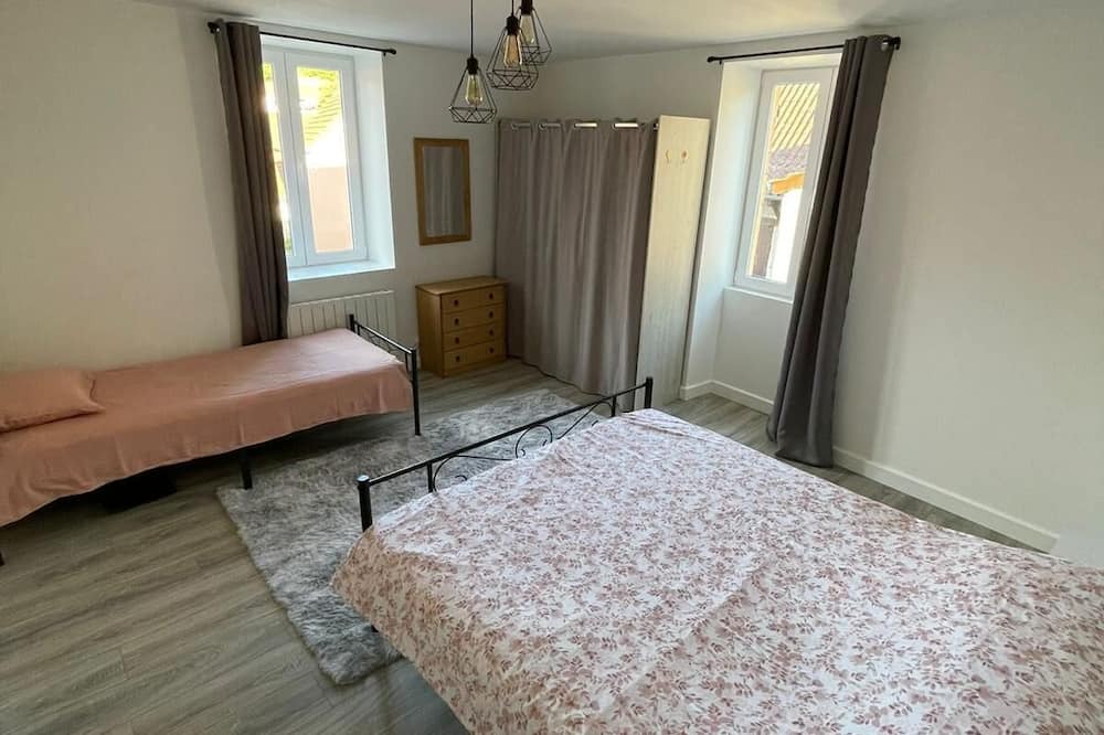 Flagy House | Charming renovated house with air conditioning