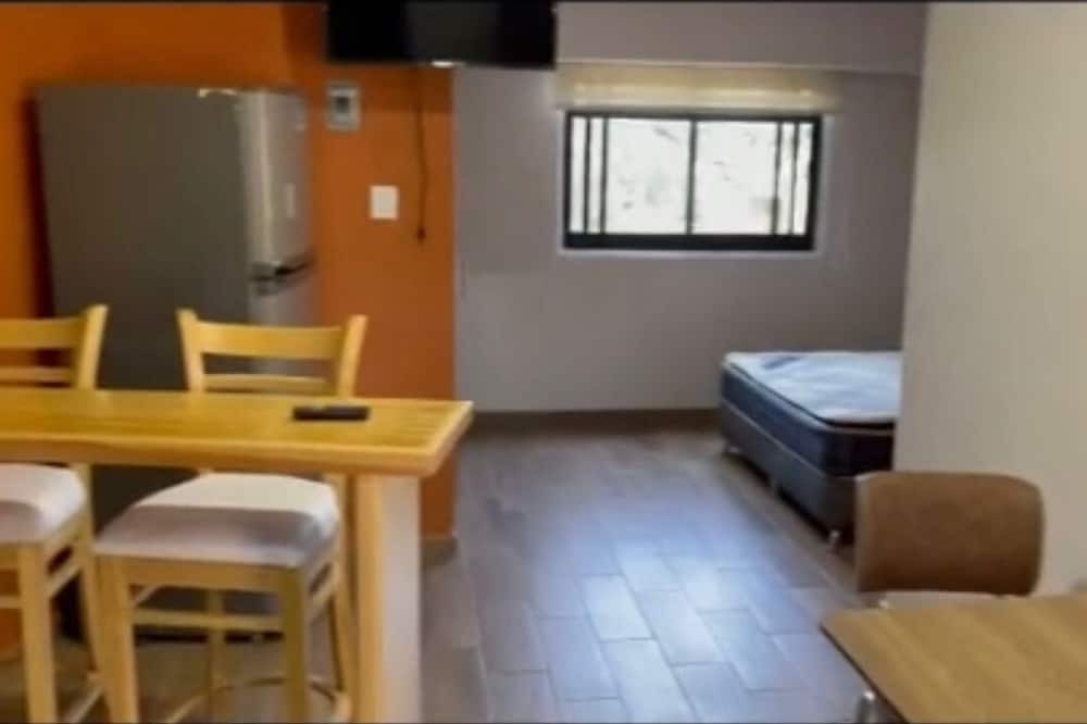 Tepotzotlan Apartment | FULLY FITTED ROOM, LOFT TYPE SUITE