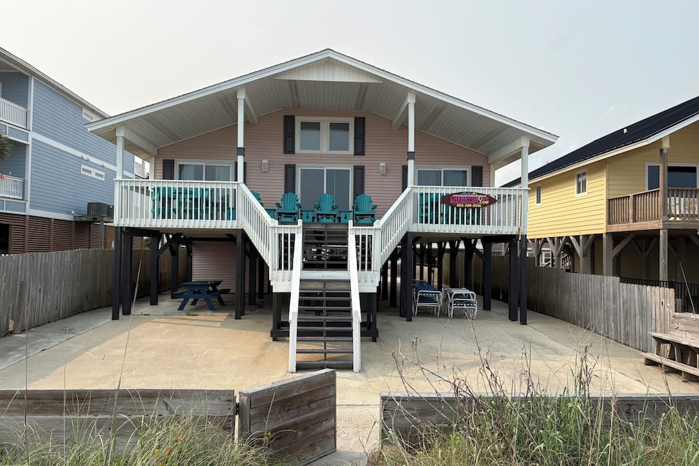 Cherry Grove Beach House | Oceanfront Cherry Grove 4-bed 4-bath pet friendly swim spa hot tub close 2 ALL