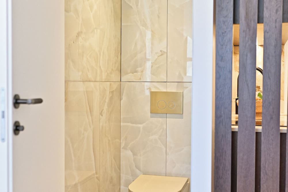 6th Arrondissement Apartment | Hotel-style 2-room apartment nestled in rue des Canettes 6 eme
