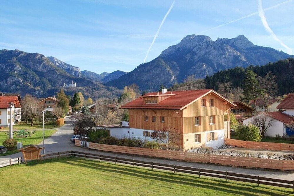 Horn House | Apartment in Schwangau with swimming pool