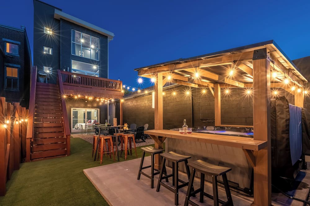 Butchertown House | The Rickhouse ~ Elegance & Fun Wrapped In One!