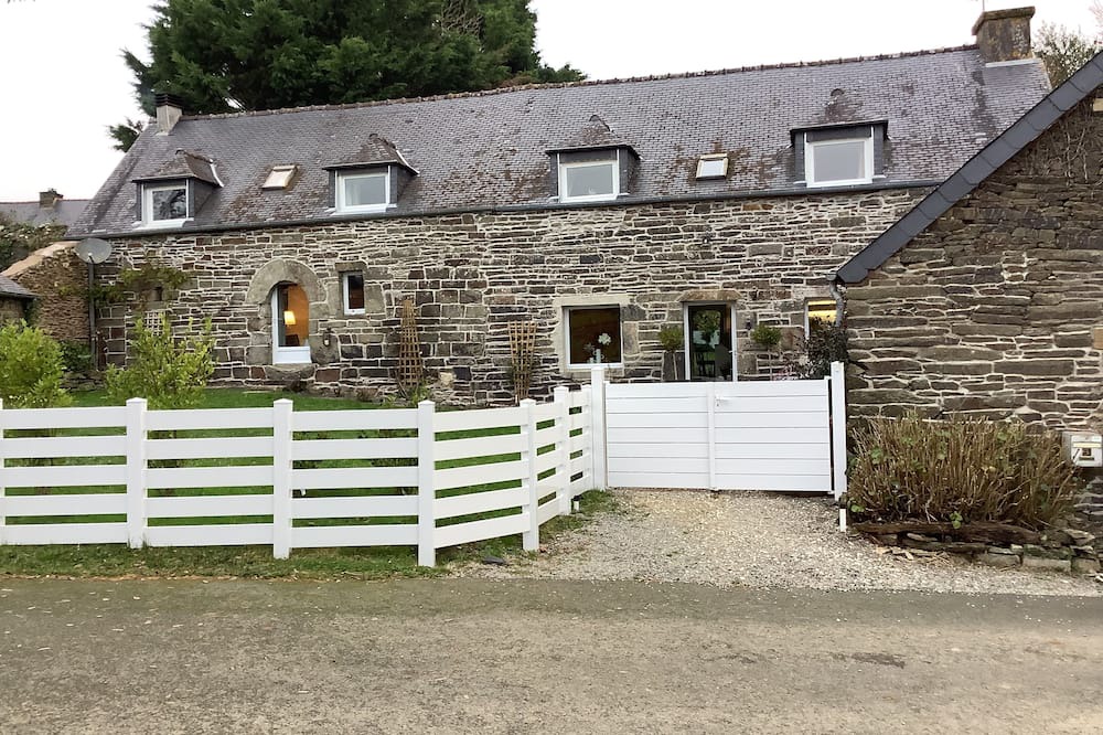 Trebrivan House | Rent house per week