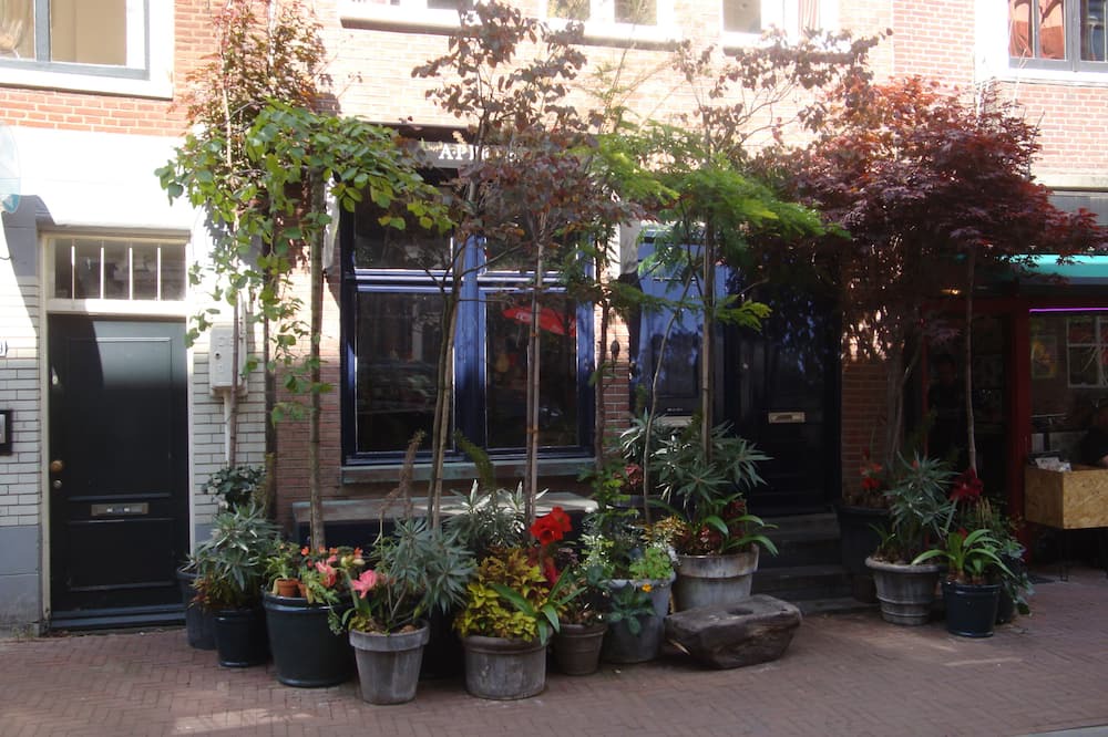 Grachtengordel-Zuid Apartment | Two bedroom apartment in the museum districht