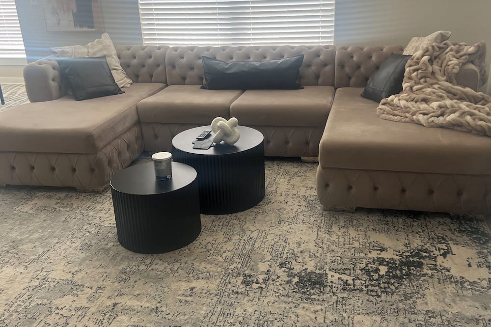 Rosenberg House | Charming 2-bedroom house in Rosenberg with WiFi and AC