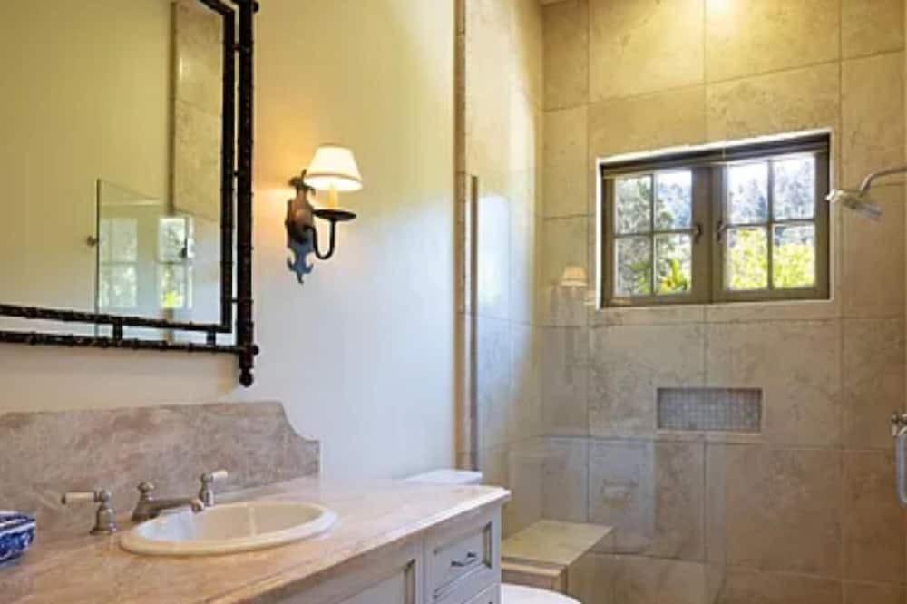 Carmel House | Charming 6-bedroom house in Carmel-by-the-Sea