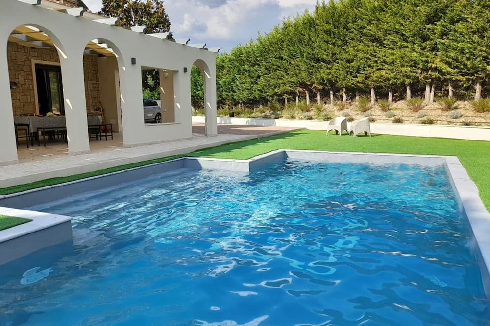 Terni Villa | Vacation villa with private pool Italy in Rome for friends and families