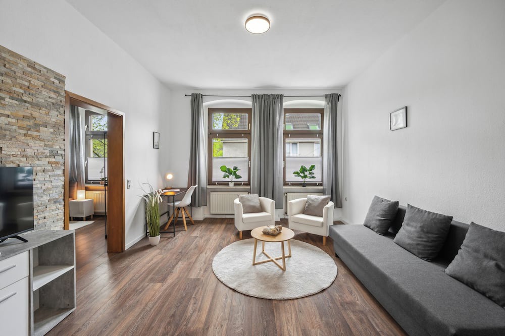 Ehrenberg Apartment | Wupper Home II, top location Ideal for business people, fitters, families, 3 rooms