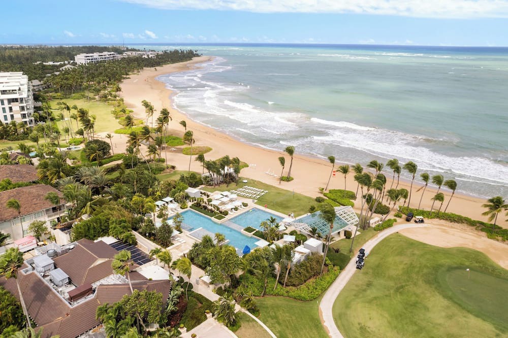 Herreras Apartment | El Yunque Penthouse - Spacious 4 Bedroom Villa in the Best Resort in Puerto Rico