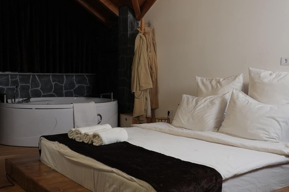 Restelicë Villa | Luxury Villa perfect for a weekend getaway in the Mountains of Mavrovo.