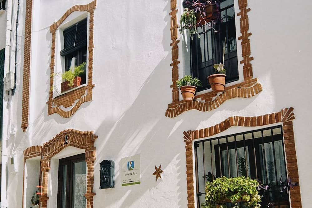 Fuenteheridos House | Casa Dolores "The hairdresser".