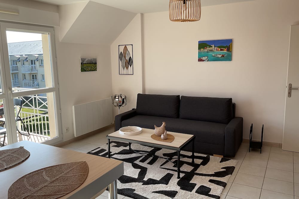 Port-en-Bessin-Huppain Apartment | L'Escale Apartment Port-en-Bessin- Huppain