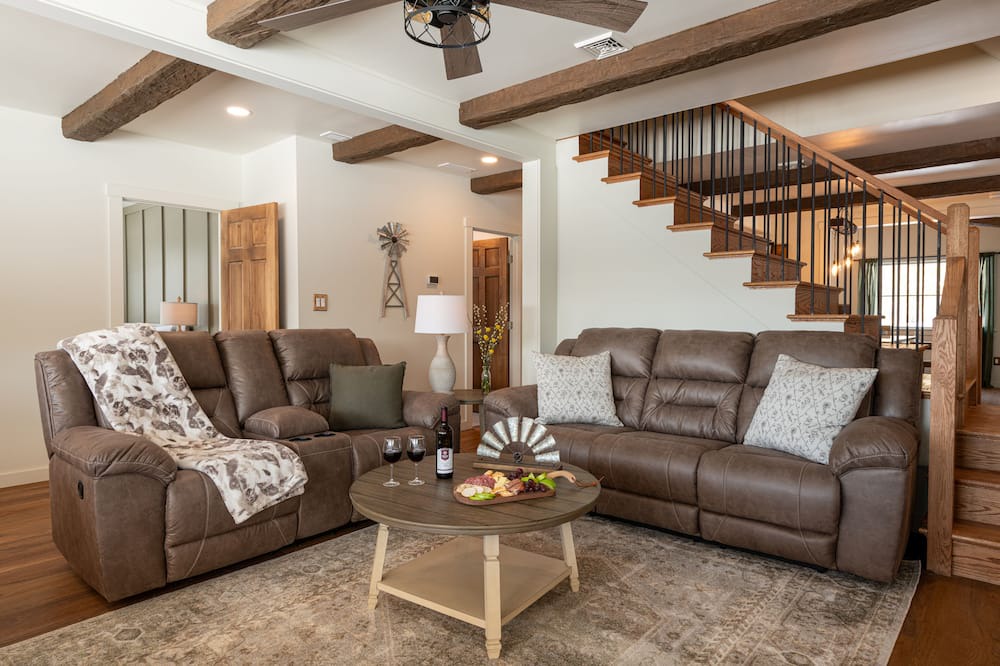 Jeffersonville House | The Roost: Modern Farmhouse Getaway
