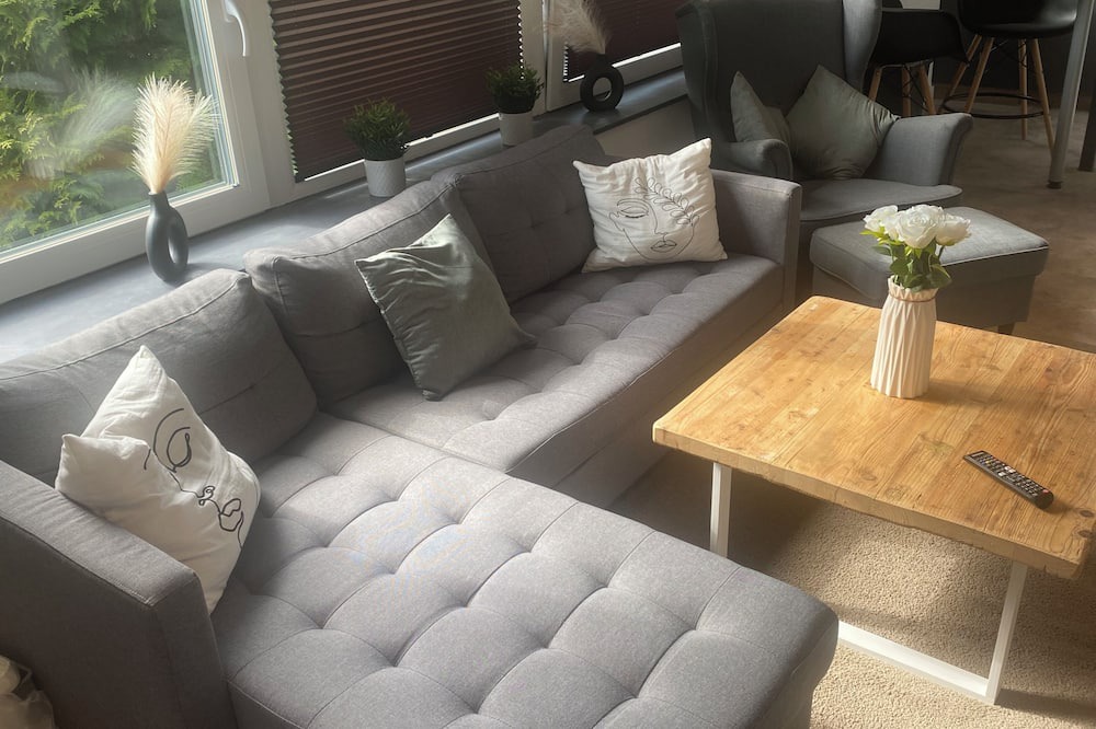 Langenhorn Apartment | Quiet vacation apartment in the village, close to the North Sea and Denmark.