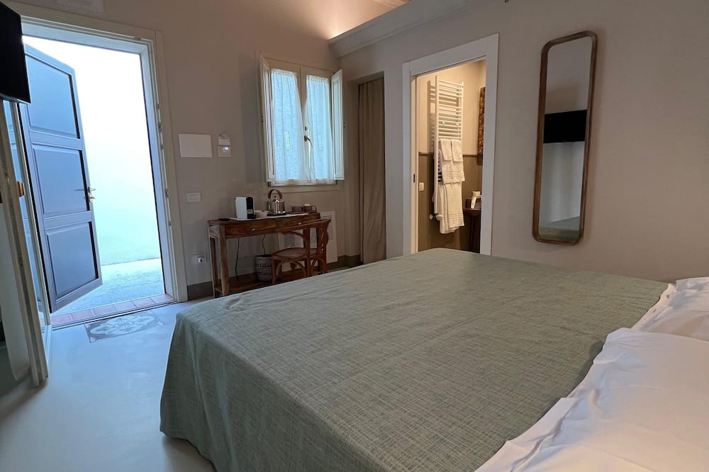 Bernalda Bed & Breakfast | Designer B&B, near the sea and Matera, with outdoor pool, garden and spa