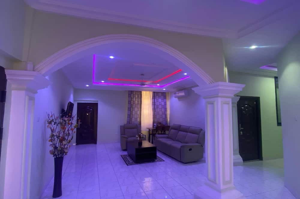 Nungua Apartment | DJ Villa Your Premium Stay-FF11