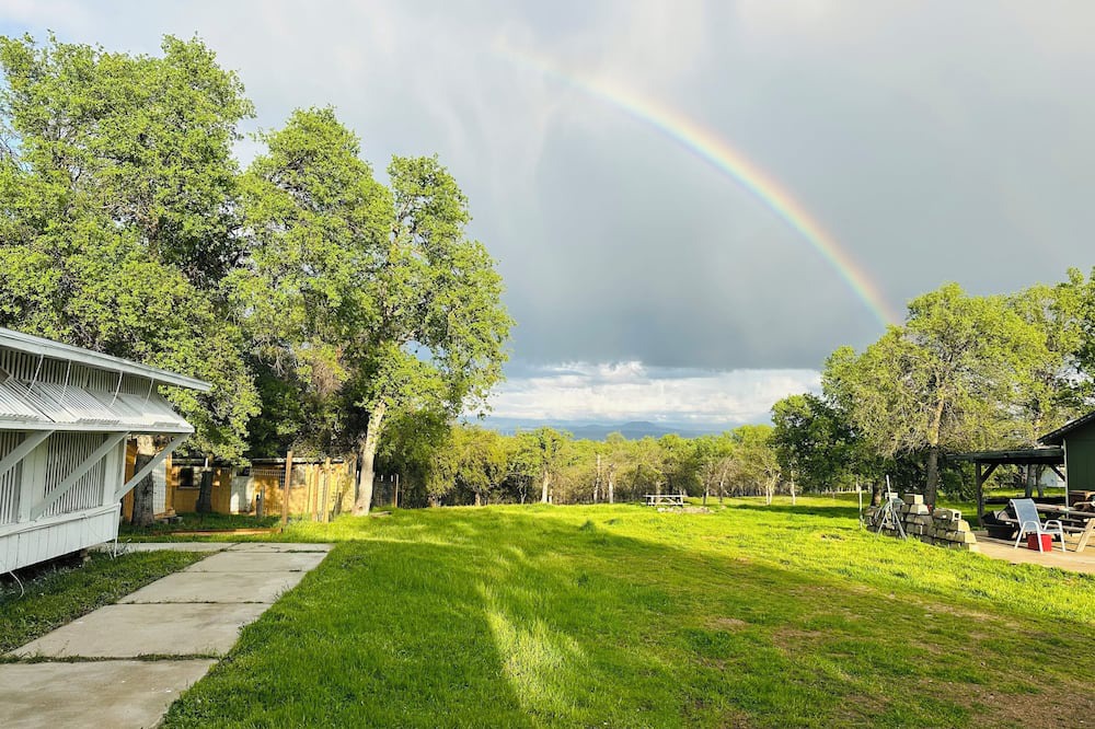 Cottonwood House | #3 Rustic 1-bedroom house with WiFi, Yoga Studio in serene Cottonwood