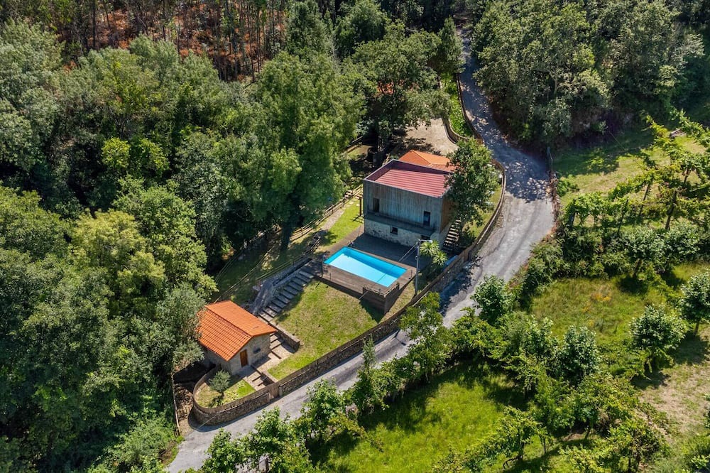 Codeceda Villa | Ripado House - Coto Mills