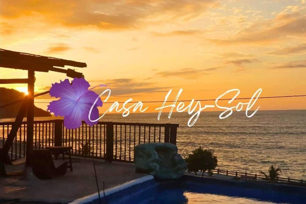 Bahia de Caraquez House | Hey-sol house, ocean front, pool terrace.
