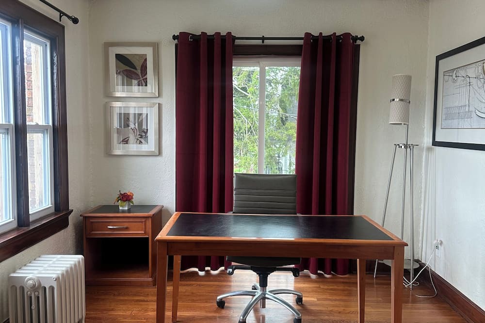 Dayton Condo | Cozy 2-bed 2 bath condo in Dayton with WiFi, AC 3 min to downtown 6 min to UD